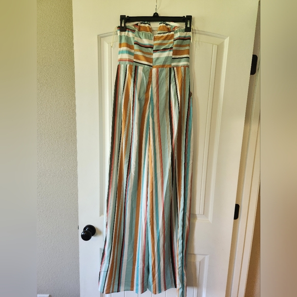 Women's Jumpsuit - Picture 4 of 5